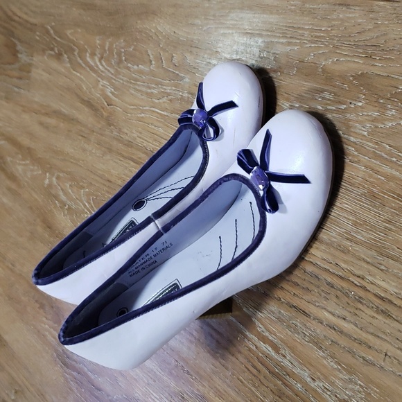 Roberto Vianni Shoes - (7.5) Roberto Vianni Pastel Velvet Trim Jewel Tone Bow Accent